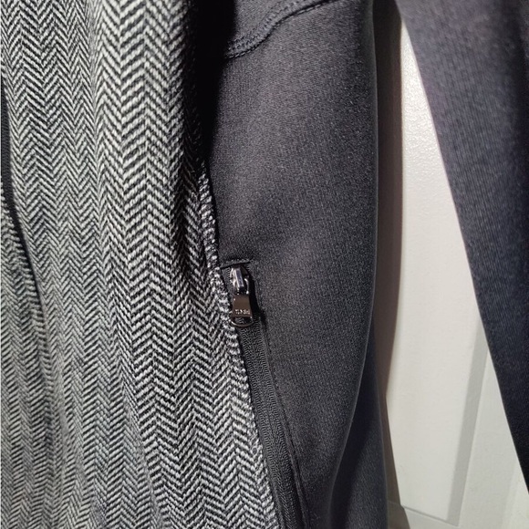 Marc New York Andrew Herringbone Jacket. Fleece lined.  Medium weight. - Picture 4 of 8